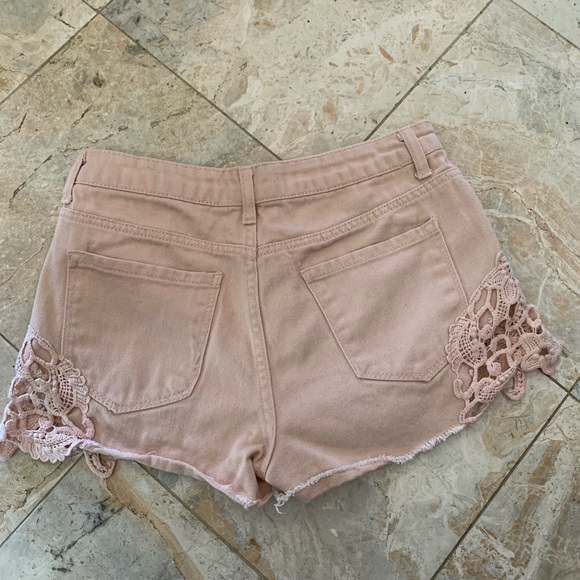 Preowned Forever 21 Los Angeles Denim Shorts Salmon Color Size 27 - Picture 2 of 3